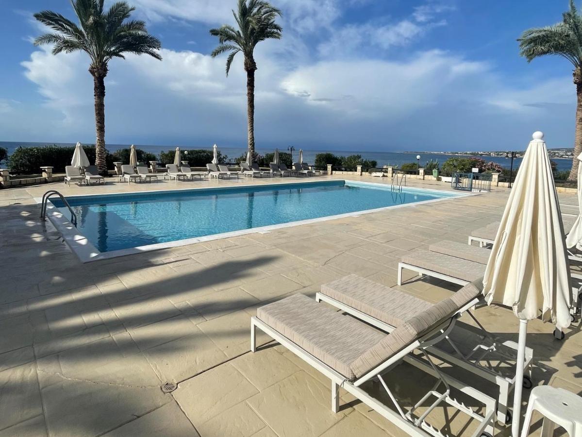 Vrachia Beach Hotel & Suites - Adults Only Kissonerga Exteriör bild
