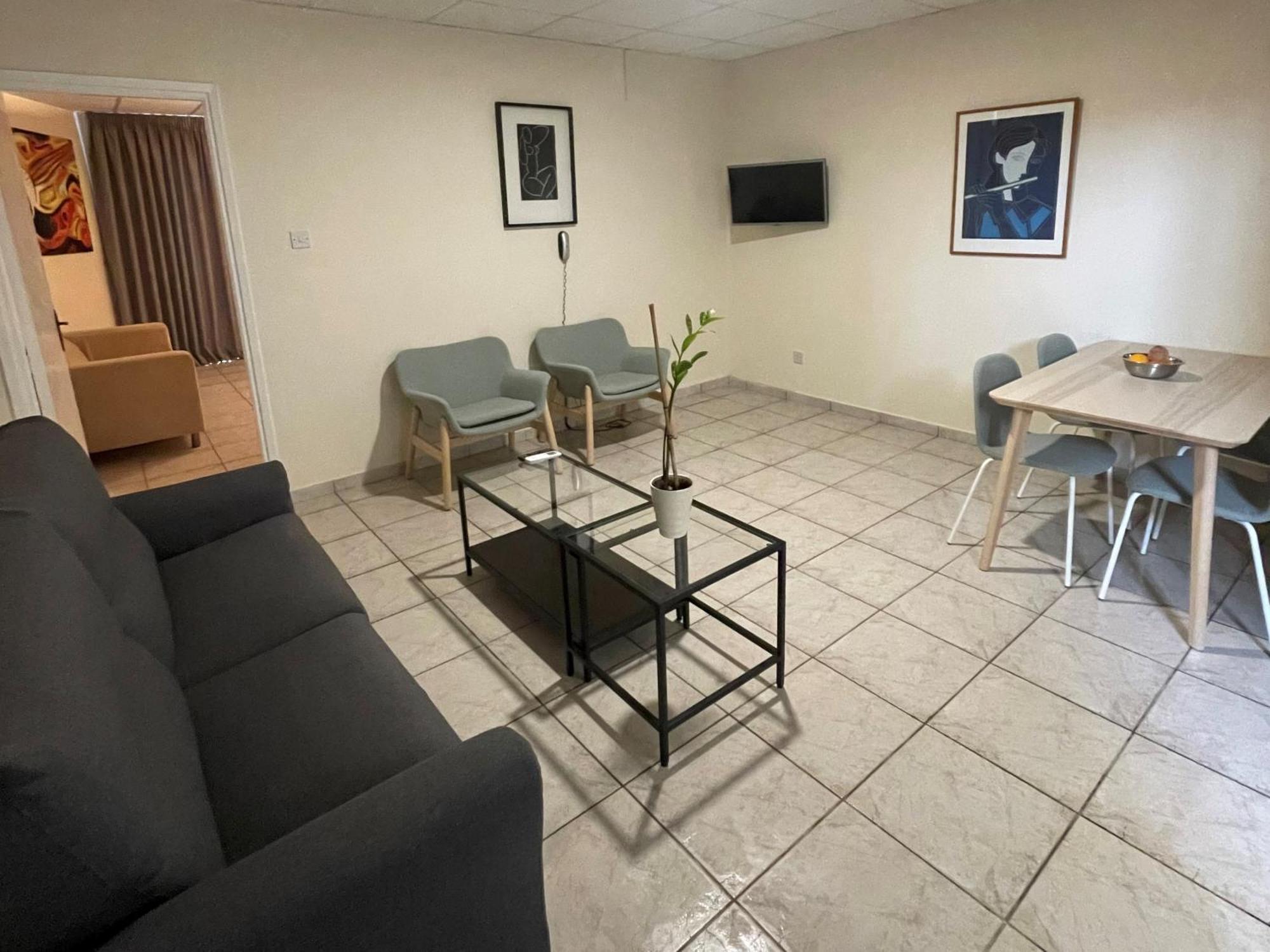 Vrachia Beach Hotel & Suites - Adults Only Kissonerga Rum bild